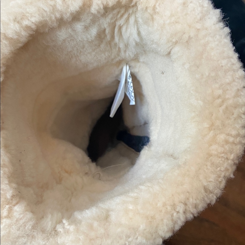 UGG Black and Tan Winter Boots - Picture 9 of 10